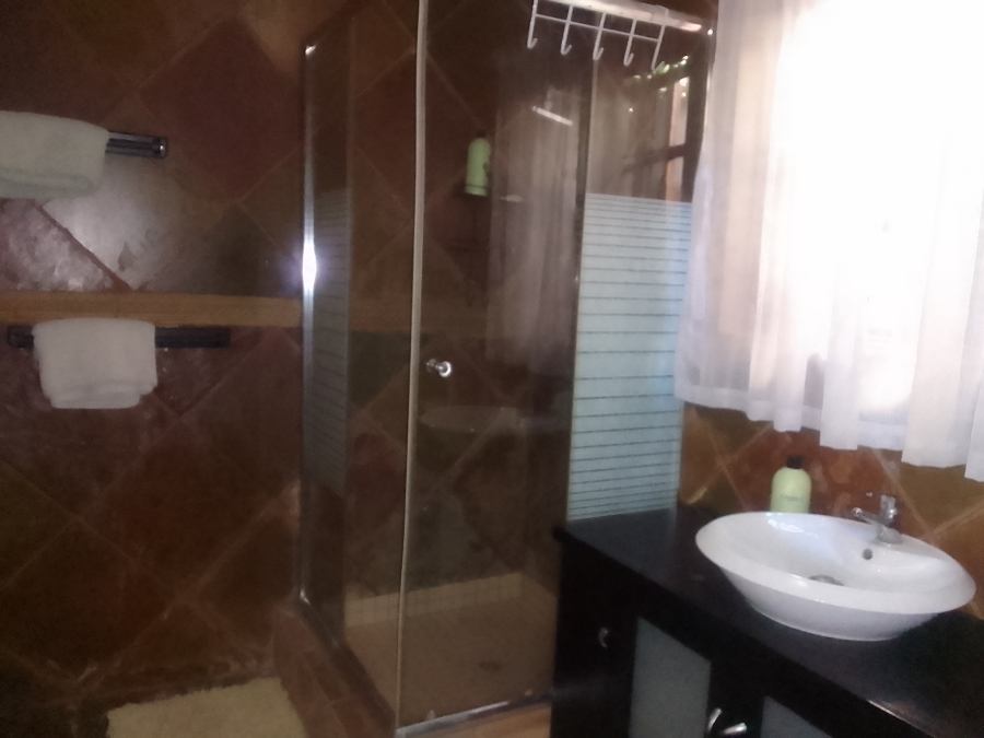 To Let 4 Bedroom Property for Rent in Geelhoutpark North West